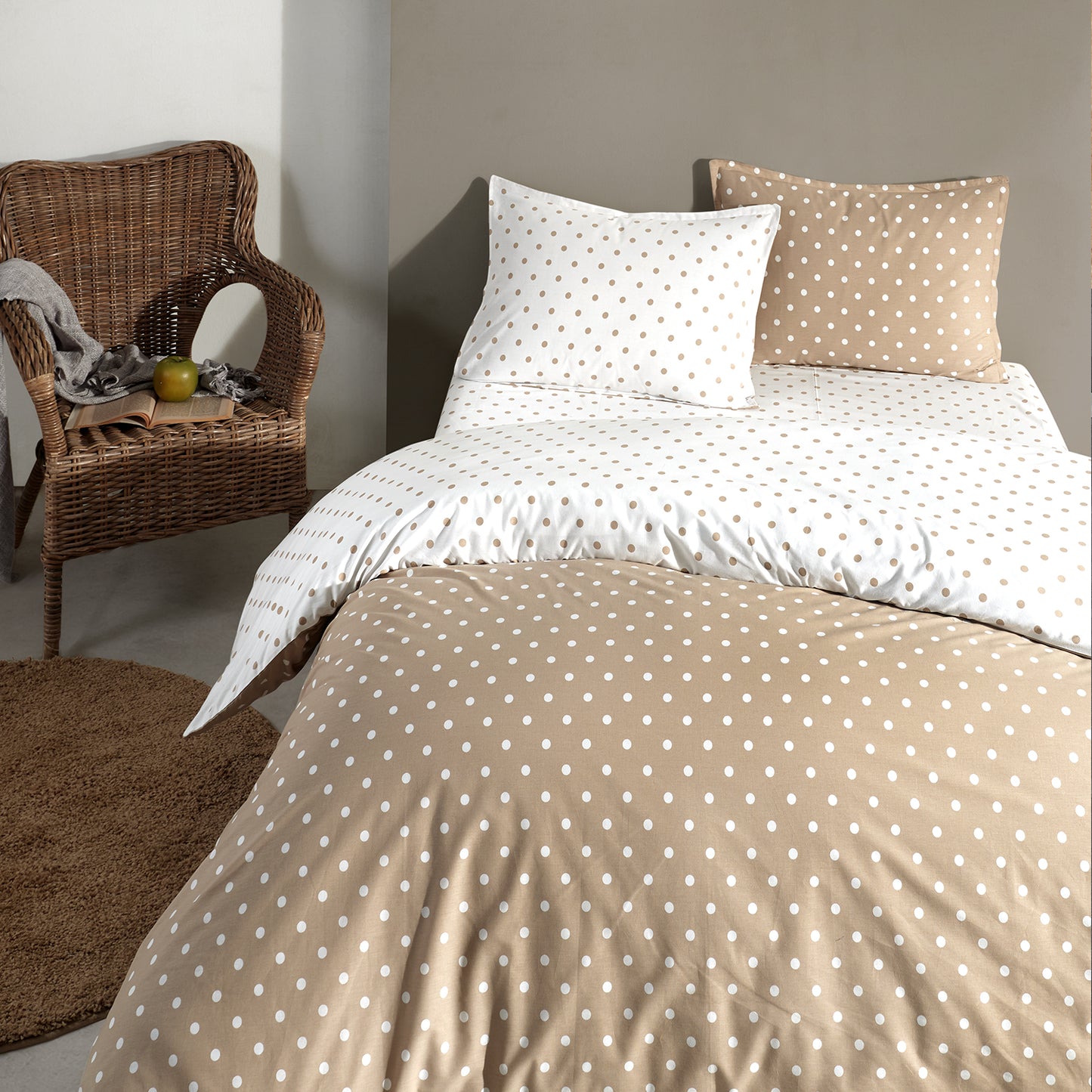 Beddengoed Dekbedovertrek 3-delige set -- 100% katoenen dekbedovertrek 240x220cm met 2 kussenslopen 60x70cm -- Dots Cappuccino -- Polka dot -- OEKO-TEK® gecertificeerd